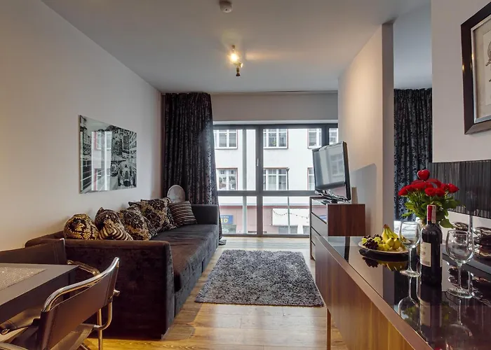 Marilyn Monroe-baltiq Plaza Apartment *